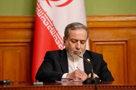 عراقچی: نفوذ اسرائیل در آمریکا به زودی بر ملا خواهد شد