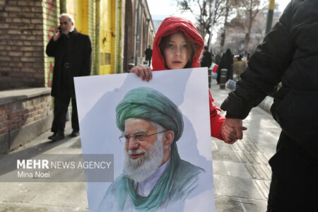 قاطعیت و فداکاری از ویژگی‌های برجسته شهید آیت‌الله خامنه‌ای بود