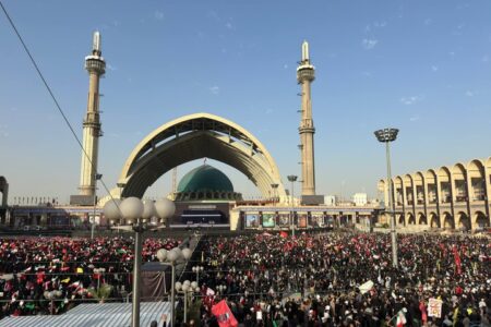 مراسم وداع با آقای شهید ایران به طور رسمی آغاز شد