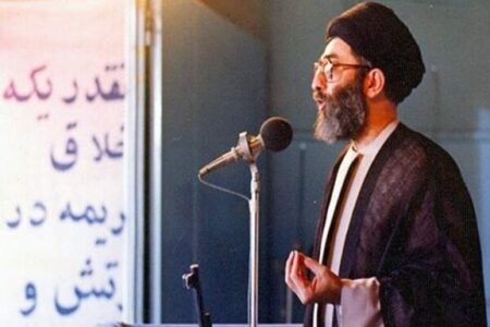 نماز جمعه؛ تپش هفتگی انقلاب و ضرورت تقویت مرجعیت آن