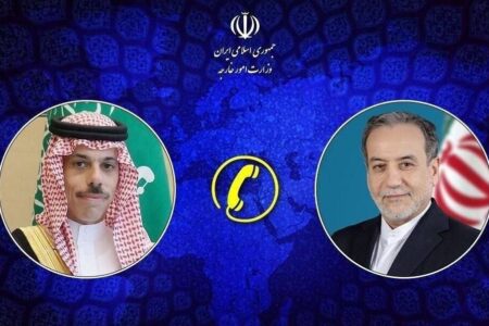 گفت‌وگوی تلفنی وزرای خارجه ایران و عربستان درباره تنش‌های منطقه