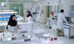 آغاز درمان به معنای پایان نقش آزمایشگاه نیست