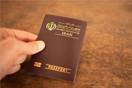 بیاتی: اعتبار گذرنامه‌ها افزایش می‌یابد