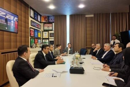 توافق وزیر ورزش و جوانان ایران با همتای آذربایجانی برای گسترش همکاری