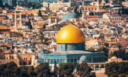 شرکت گسترده فلسطینیان در بیست‌ و پنجمین مسابقات قرآن «الاقصی»