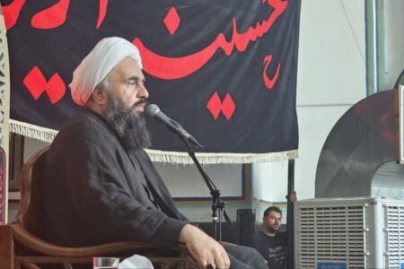 صداقت: مقاومت ملت ایران ریشه در مکتب امام حسین(ع) دارد