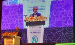 مناظره‌های دانشجویی بستری برای تمرین گفت‌وگوی سازنده و انسجام ملی است