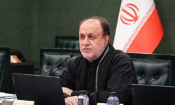 نباید درباره بنزین گامی برداشته شود که وضعیت جامعه را بر هم بزند