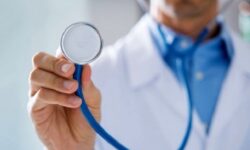 نظام ارجاع به جنگ هزینه‌های کمرشکن درمان در خراسان شمالی می‌رود