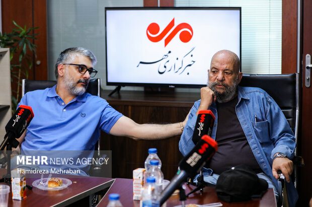نقش دراماتورژی در دیده شدن متن/ به جای «سیاست» از «انسانیت» حرف زدیم