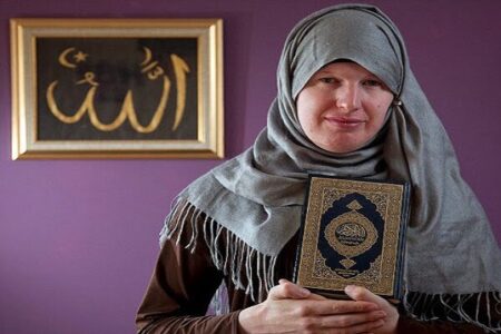 نگاهی به ابعاد شخصیتی و کنشگری زنان برجسته از عصر نبوی تا عصر حاضر