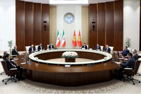 پزشکیان: امنیت منطقه در گرو نفی مداخله بیگانگان است