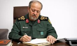 پیام تبریک سرپرست وزارت دفاع در پی انتصاب فرماندهان جدید نیروهای مسلح