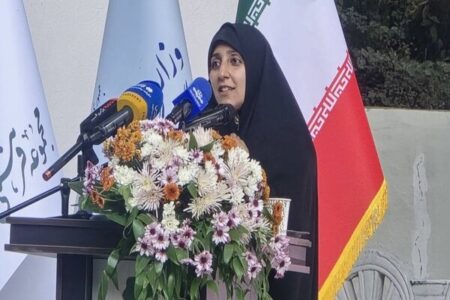 بهروزآذر: ما به گفتگو باور داریم اما در برابر زور تسلیم نخواهیم شد