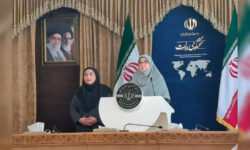 مهاجرانی: افزایش قیمت بنزین به تعویق افتاد؛ تمرکز دولت بر مدیریت مصرف