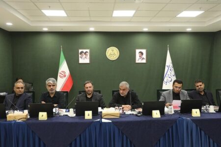 موافقت مجلس با استفساریه‌ای درباره قیمت عرضه قیر رایگان