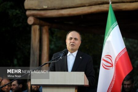نوری قزلجه: توسعه مجموعه فرهنگی شهریار در خشکناب ضروری است